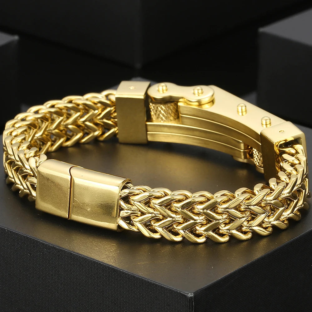 Aureum Titan Bracelet